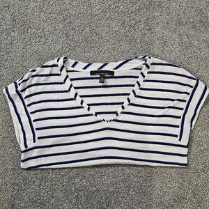 WHITE HOUSE BLACK MARKET whbm TOP white BLUE sleeveless V-NECK striped